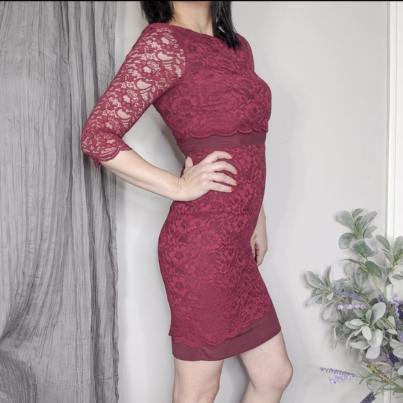 Boden Dresses & Skirts - BODEN Luxurious lace dress cranberry sheath 4R